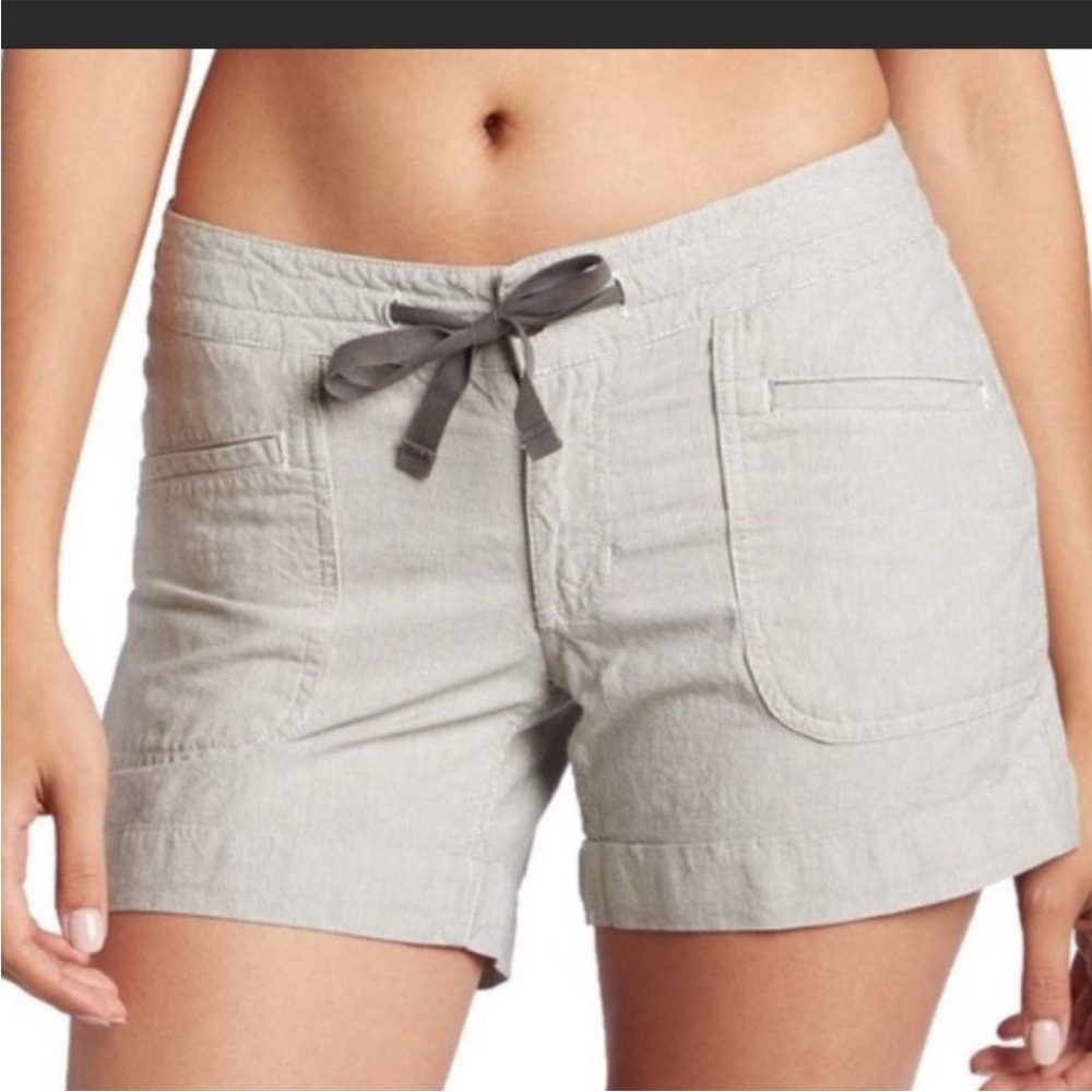 The North Face Light Gray Drawstring Women's Shorts